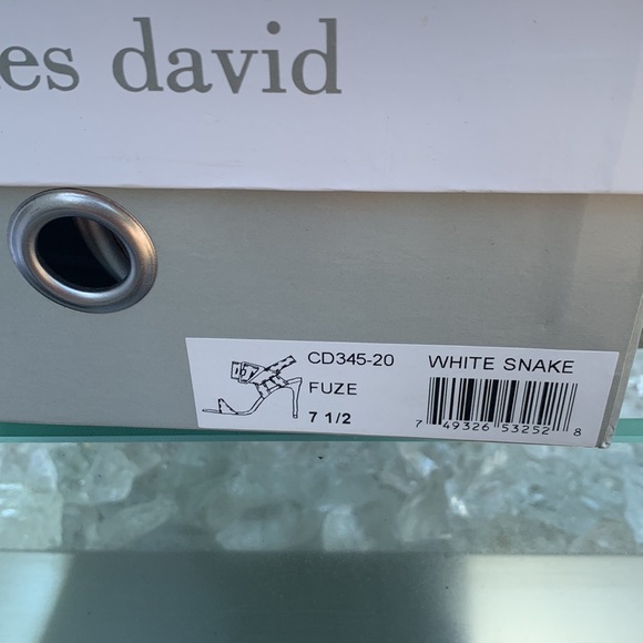 Charles David White and snakeskin Side buckle heel - Picture 12 of 12